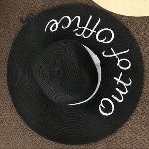 Out of Office floppy hat
